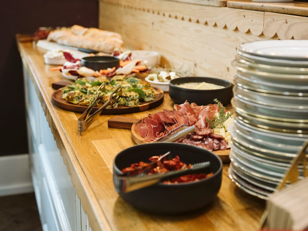 eve-kohler_fotograf-bern_take-away_contact-18_format-4-3
